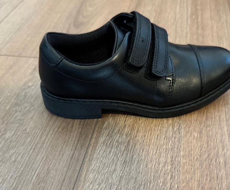 CLARK BIBI BLACK SHOE