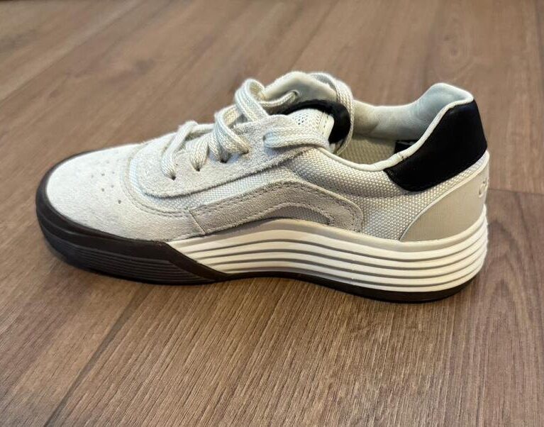 CLARK BOY SNEAKERS UK SIZE 12(30)